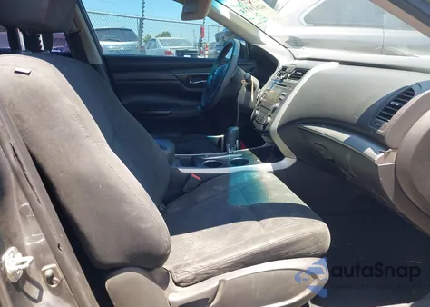 2015 Nissan Altima 2.5 S from USA, damaged, VIN 1N4AL3AP2FC468804